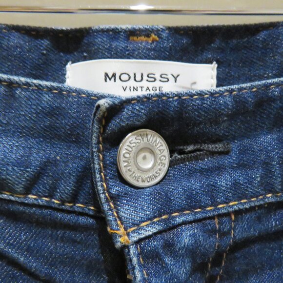 MOUSSY VINTAGE Glendora Flare High Rise Flare Jeans in 110 Blue Dark Denim - Picture 5 of 13